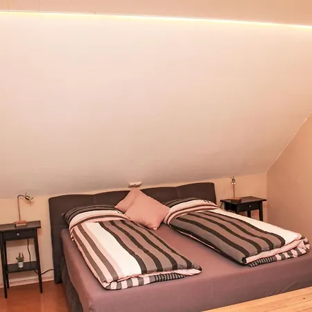 Teichblick By Interhome شقة Upgant-Schott